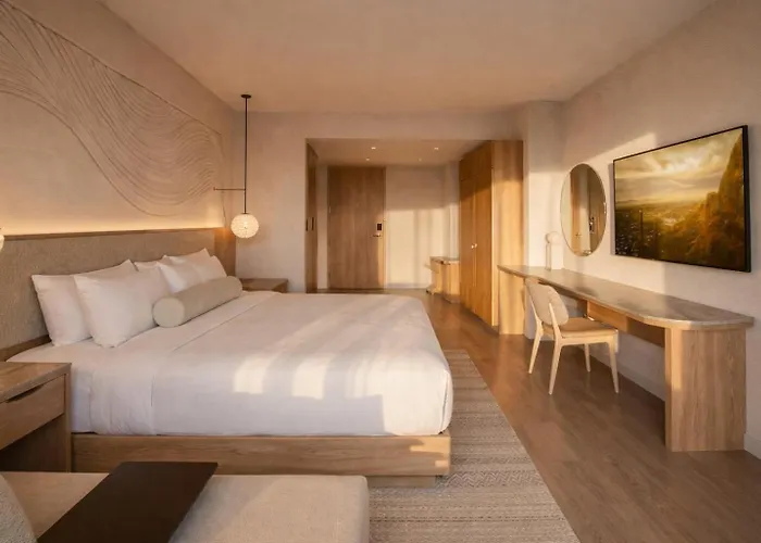 Denu & Hotel